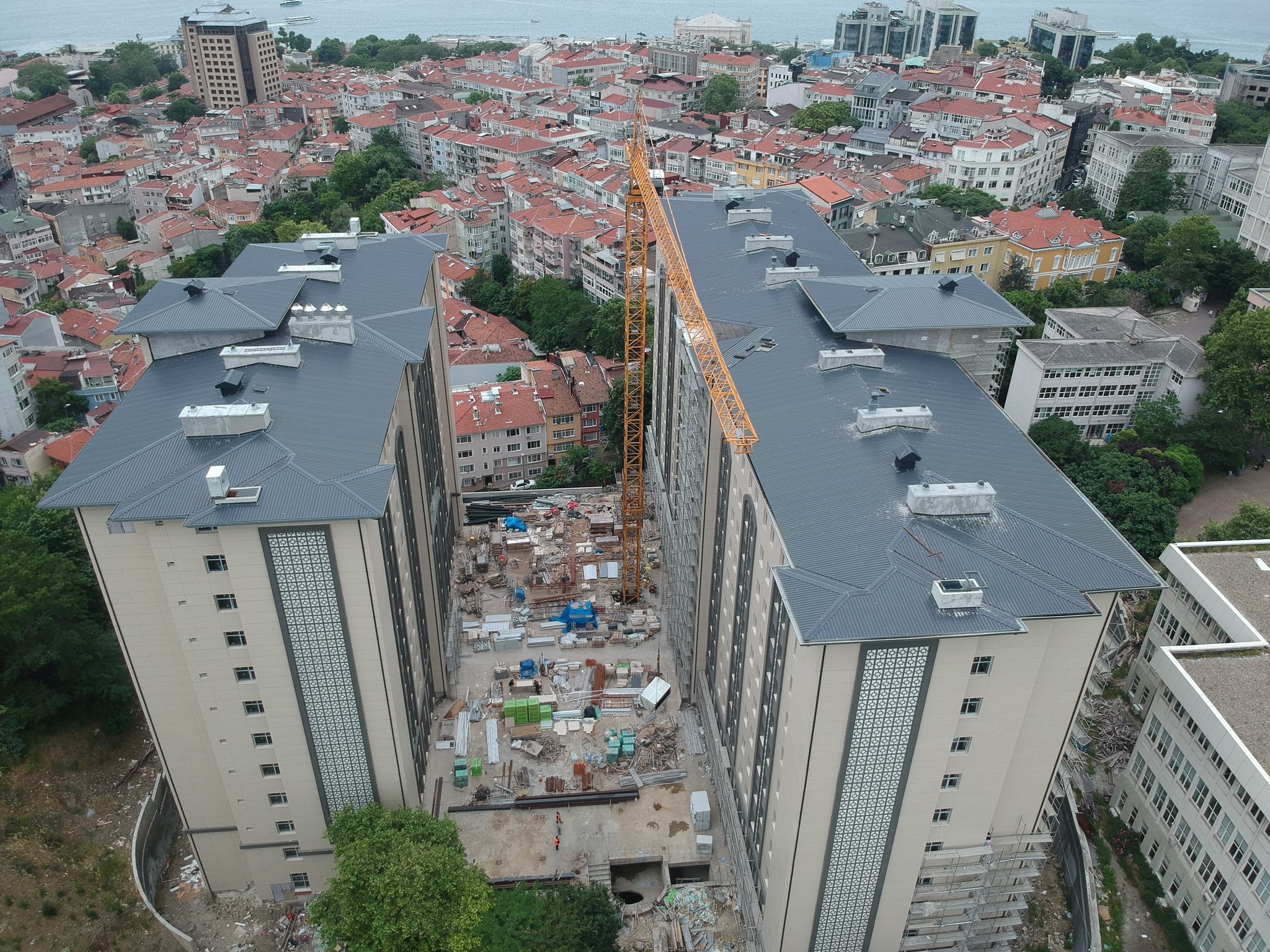 İSTANBUL BEŞİKTAŞ 2000 KİŞİLİK ÖĞRENCİ YURDU